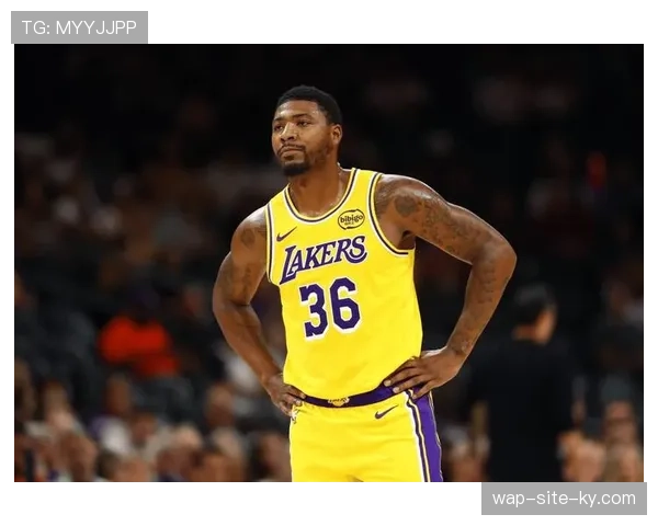 湖人衔接段阵容调配 里夫斯斯马特组合提升第二阵容效率